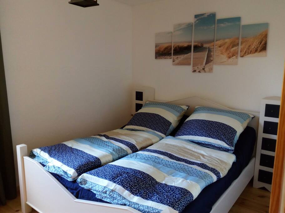 Schlafzimmer Doppelbett 180 x 200 cm