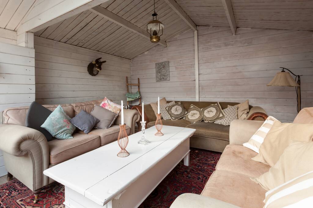 Cozy beach house area for outside entertaining