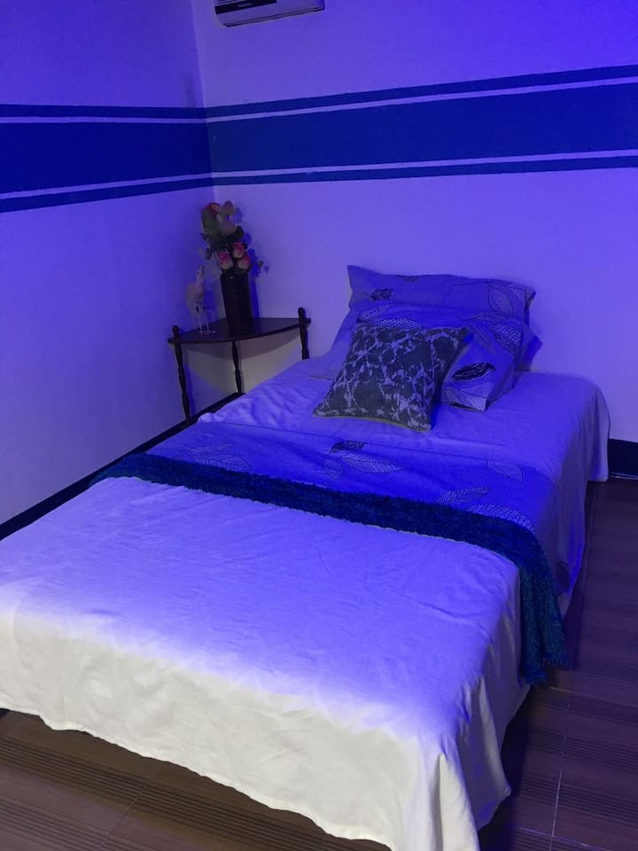 Tita Gigi's Kubo,14 Private Rooms Near Sm Fairview - Quezon City