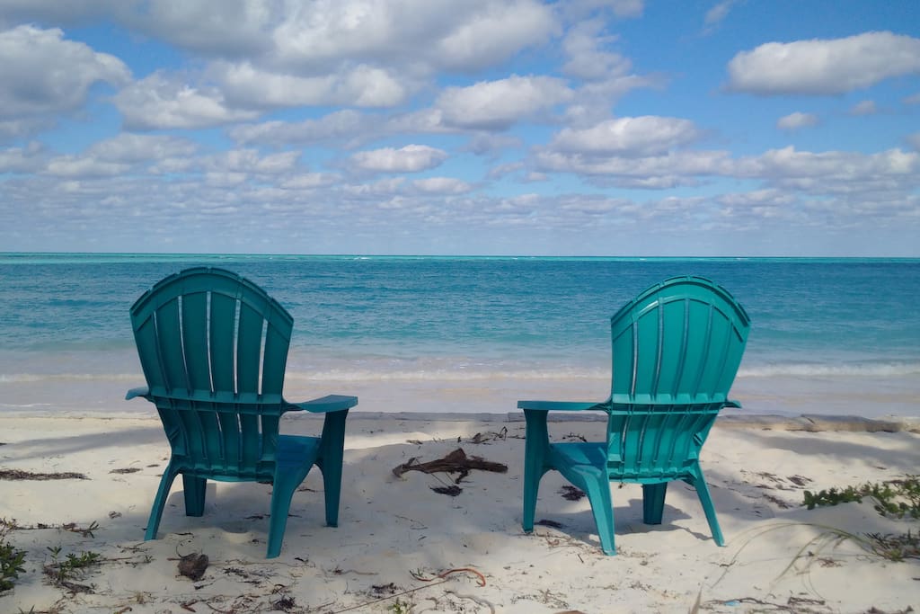 Howard Beach House On The Beach Villas for Rent in BS, Bahamas