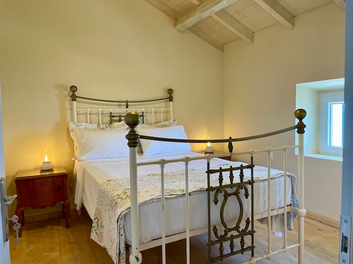 غرفة النوم 1