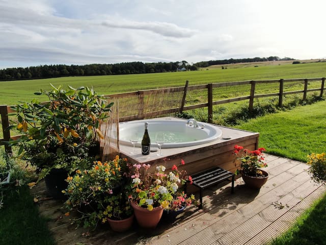 Honeymoon cottage - Spa bath and sauna