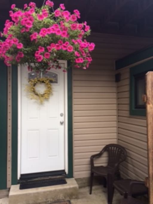 Private Front Porch