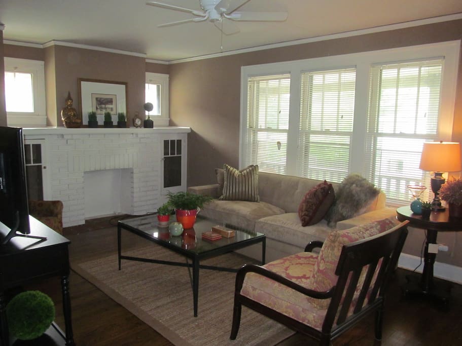 Lovely Living Room with upscale furnishings and 42" flat screen TV
