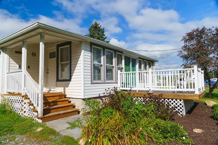 Charming Cross Lake 2 Bedroom Cabin