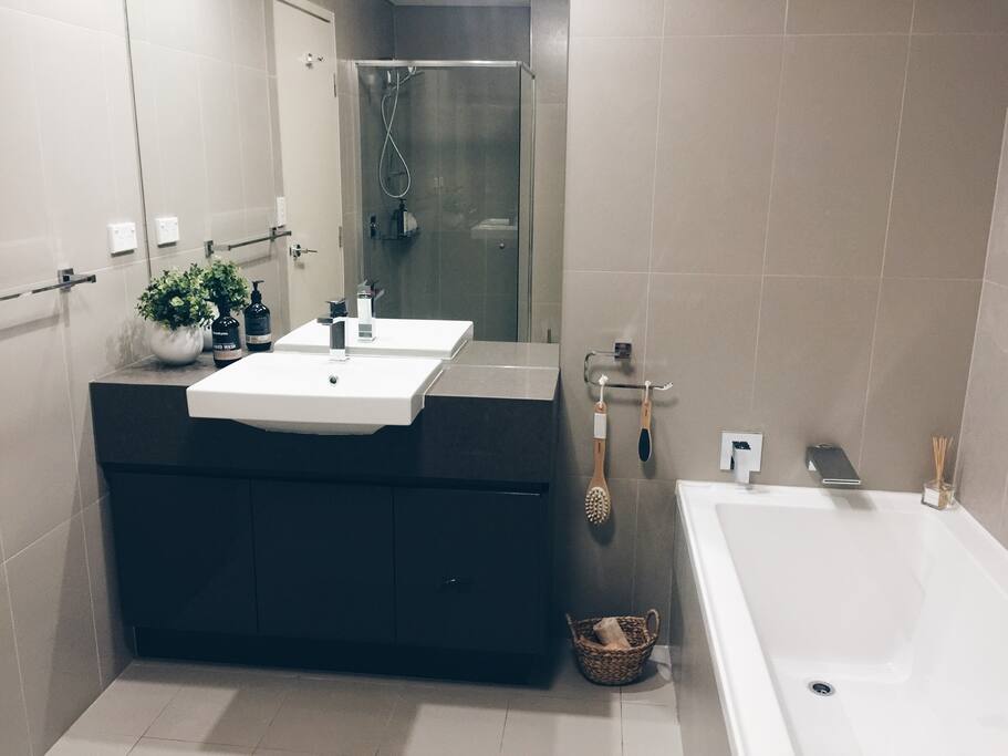 Main bathroom. with large shower and bath.