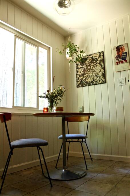 Breakfast nook