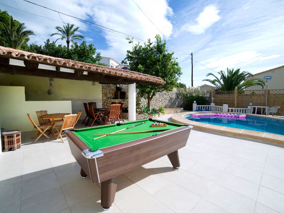 pooltable