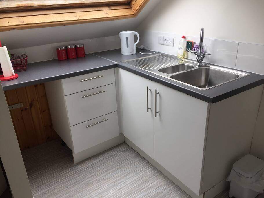 Tea/coffee making facilities