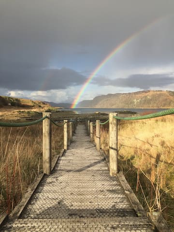 Detached Luxury Cabin (100m from the sea shore)