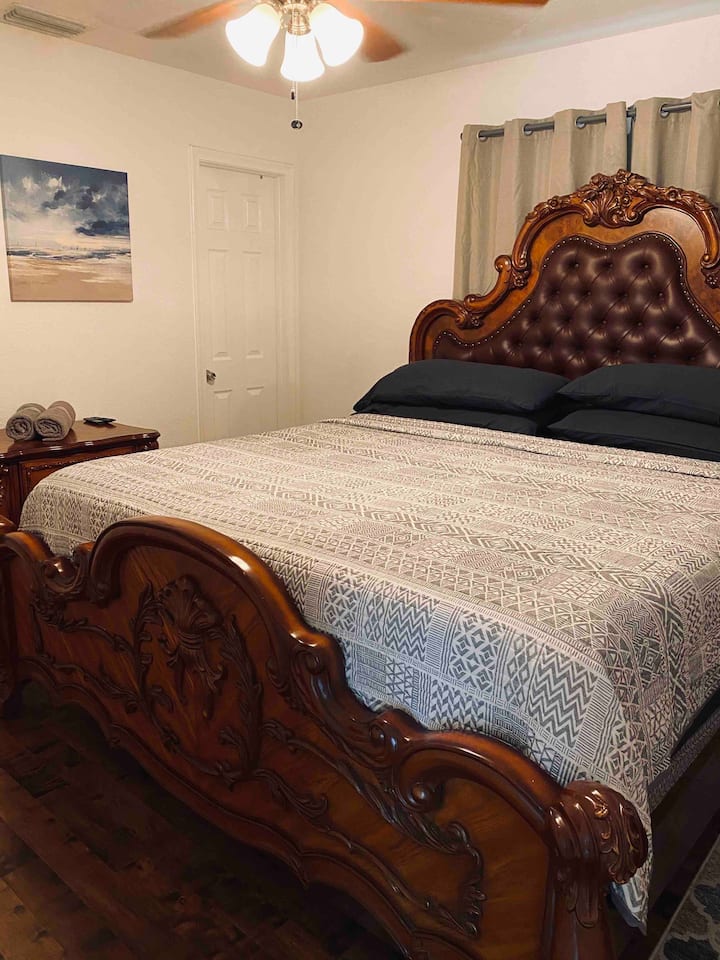 Master Bedroom - King Bed + TV