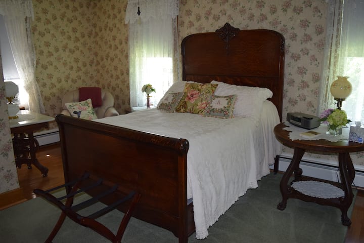 Спалня с пълен размер