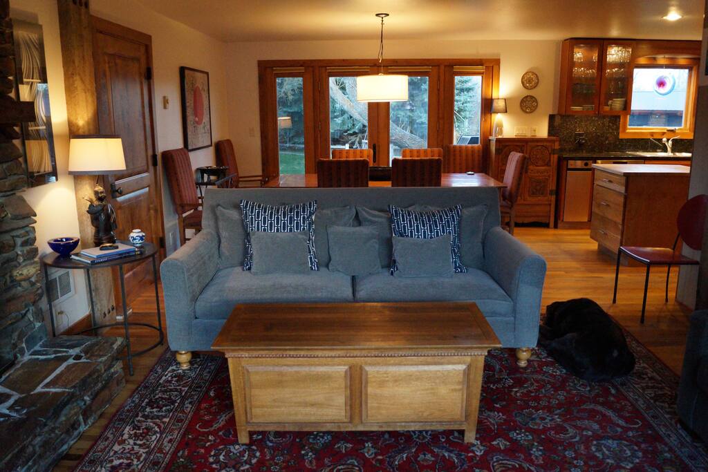 Main level living, dining, kitchen.