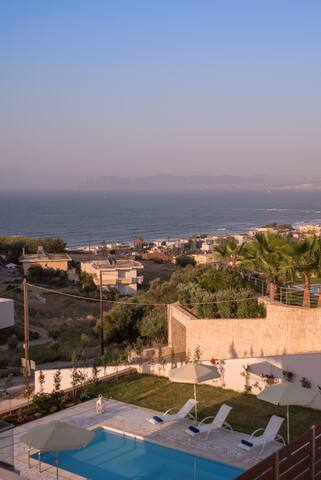 Dream Sea View Family Villas 10m walk from beach