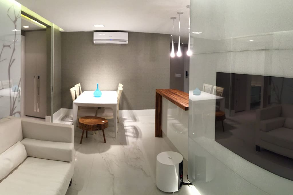 Living/Dining Room, Embeded TV Panel, Hi-Fi Sound system.