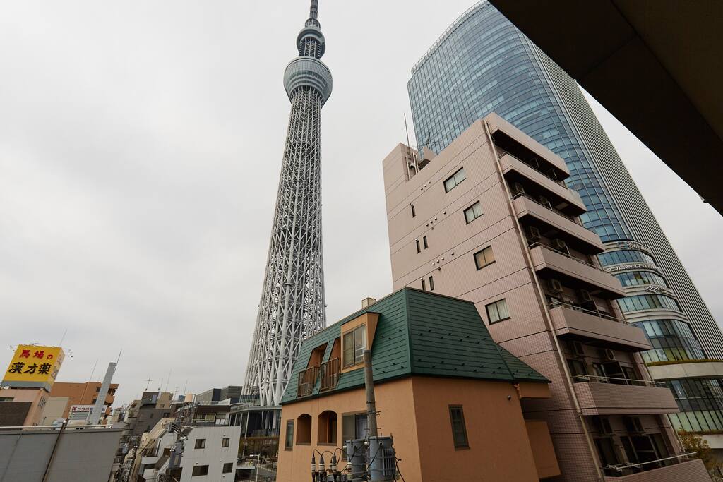 Tokyo skytree on the balcony(天空树)
