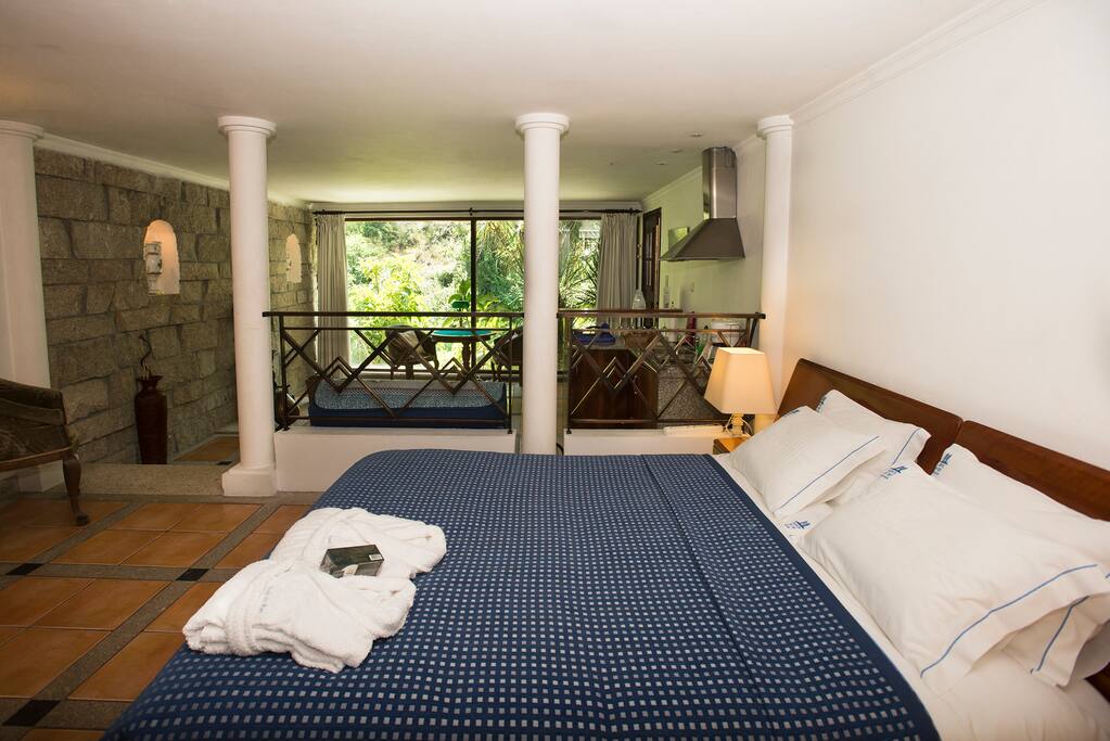 Suite 2