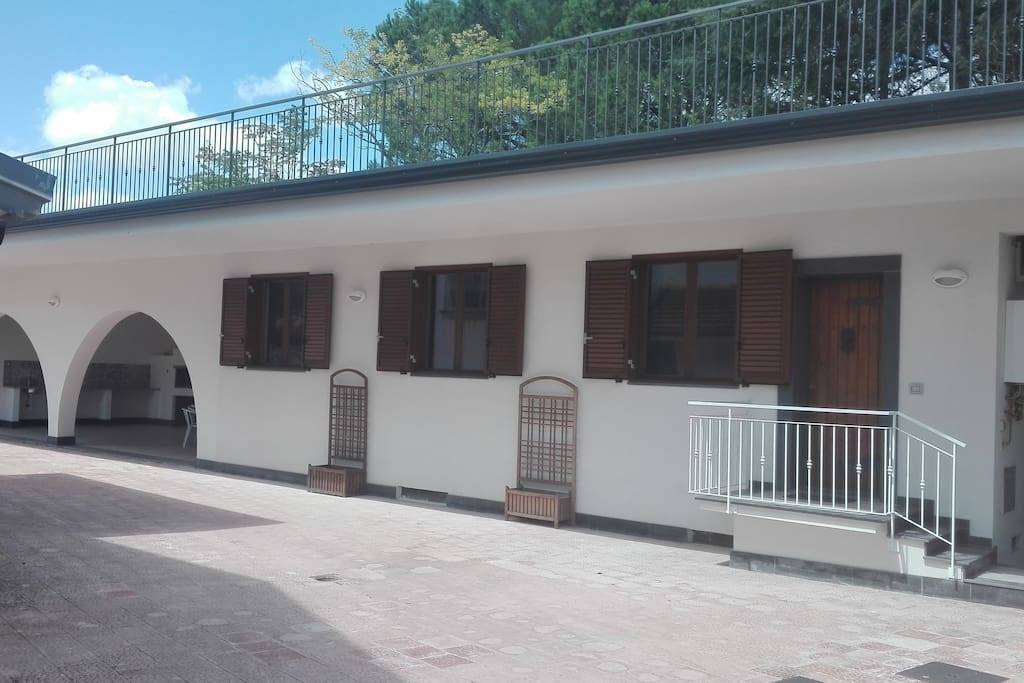 Facciata - ingresso