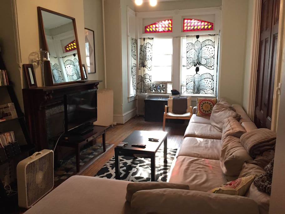 Roomy sofa- space for at least 2 additional guests!