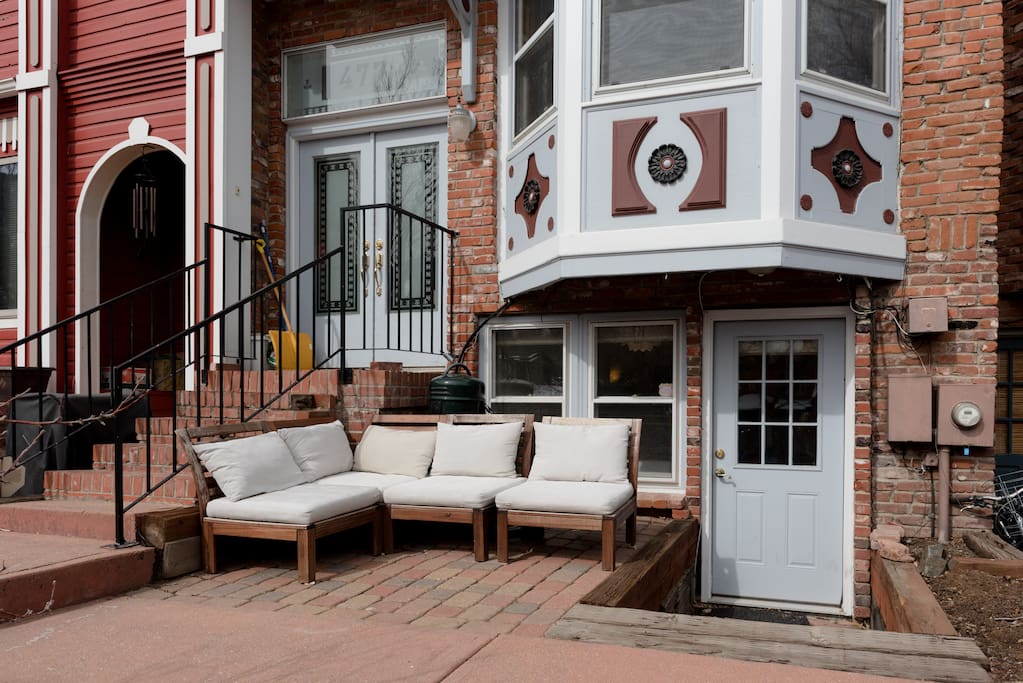 Patio for lounging in the sun (typically 5 degrees warmer and less windy than anywhere else in Boulder)