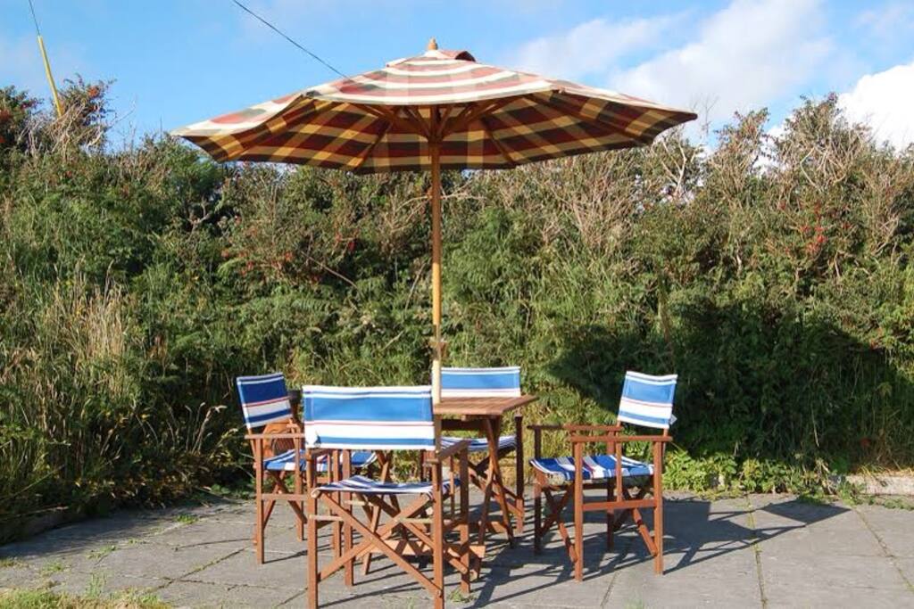 A great sun trap, with a view of the Atlantic