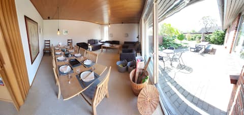 6 Room Family Villa, parking, close to lego house.