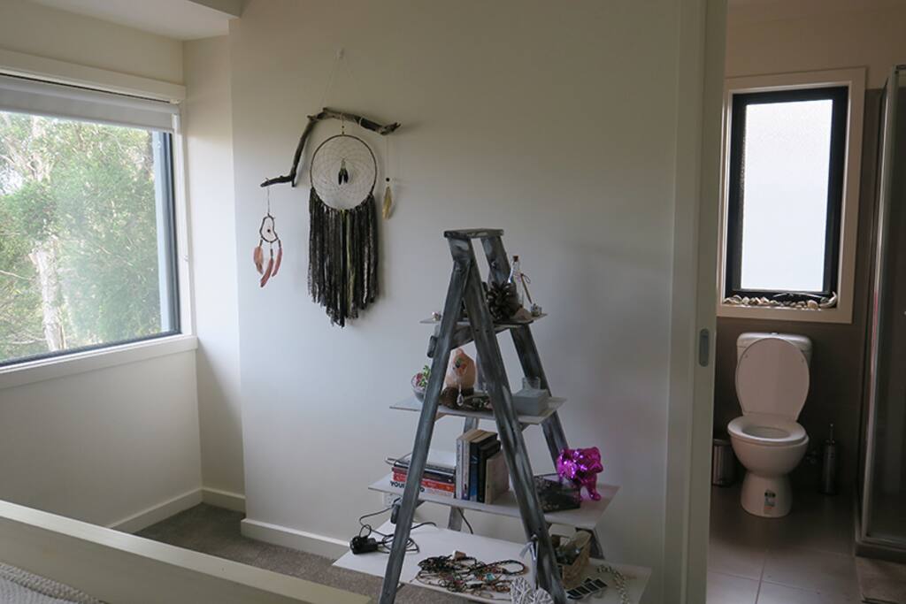 Large bedroom with en suite