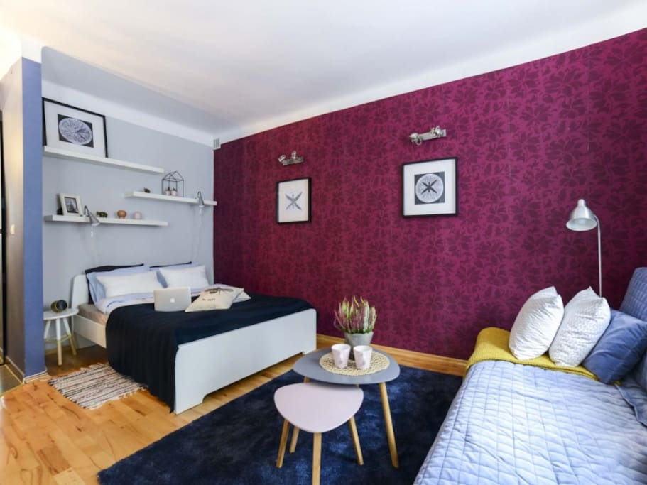 Communal lounge / TV room, Bed