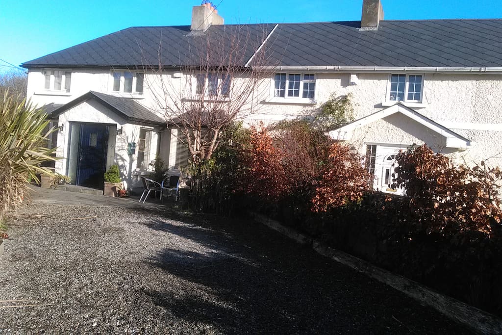 Complete 3 Bedroom House close to Dublin
