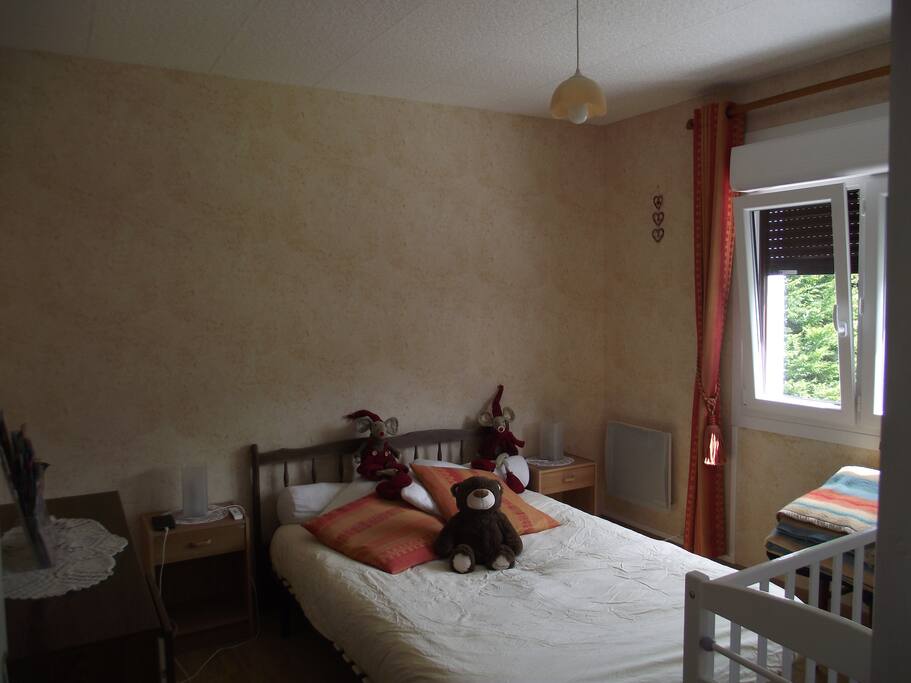 Chambre Parentale - Parents Bedroom