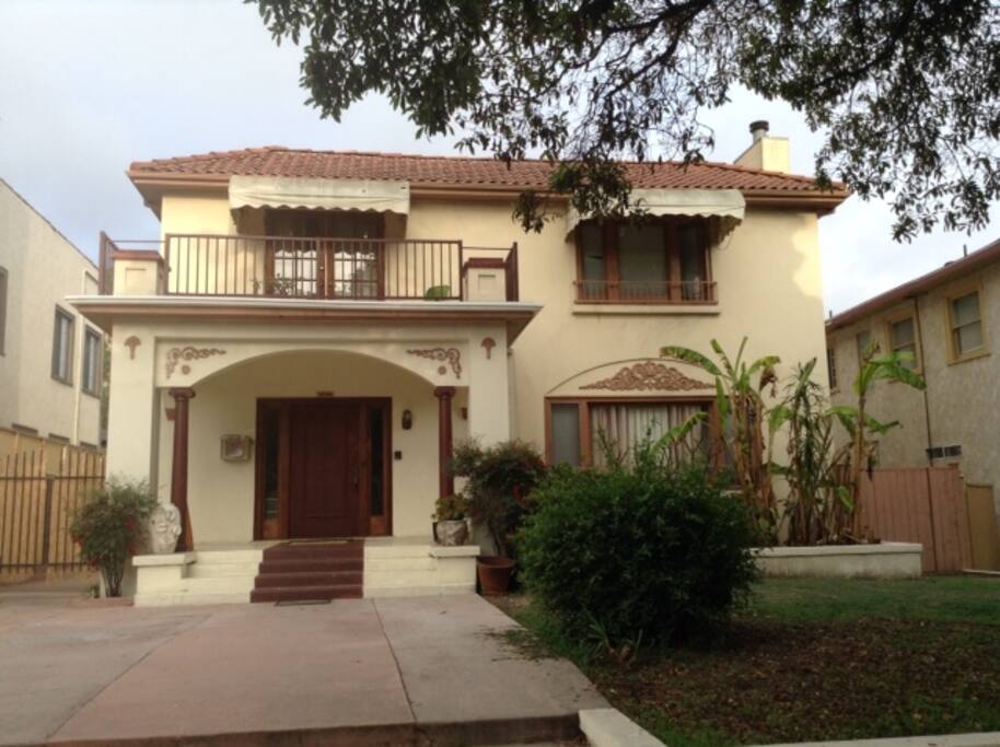 Your Main Entrance To Your Hollywood Stay With Us!