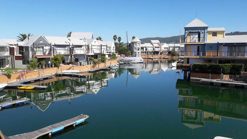 Marina facing private room at the Quays