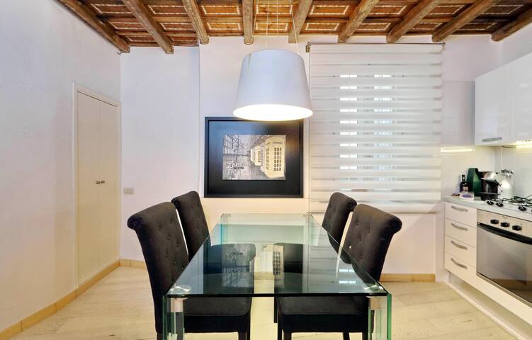 Portico D’Ottavia gallery image 4