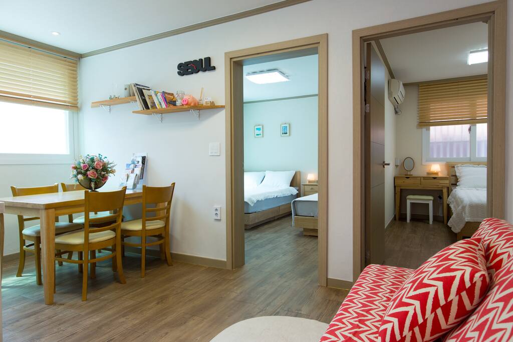 The 1st apartment with 2bedrooms.