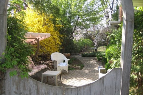 Bronte Village Near the Lake