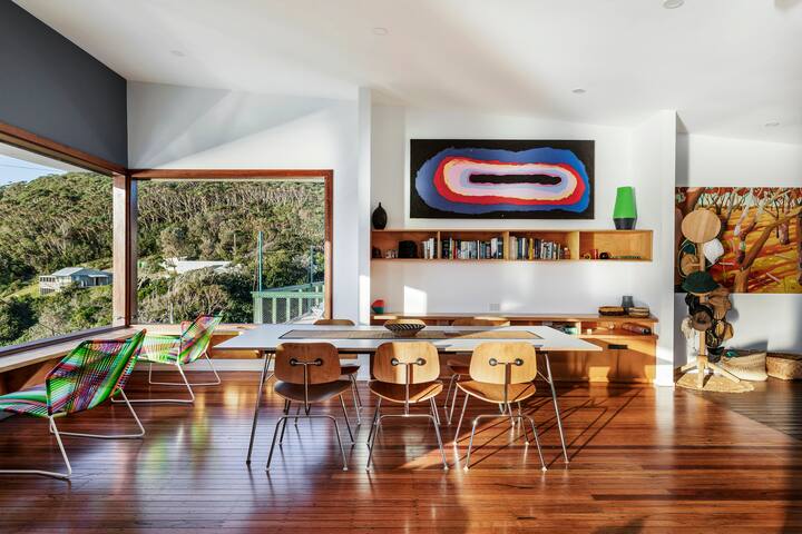 Fishcakes Bohemian Living in Seal Rocks gallery image 3