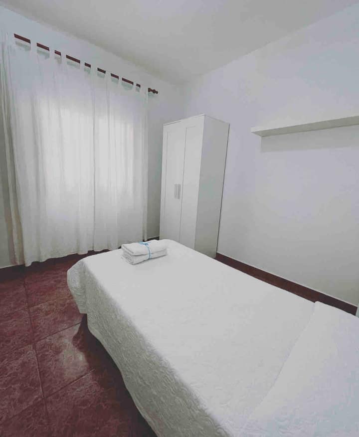 Малка спалня