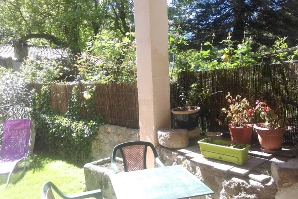 Coté terrasse