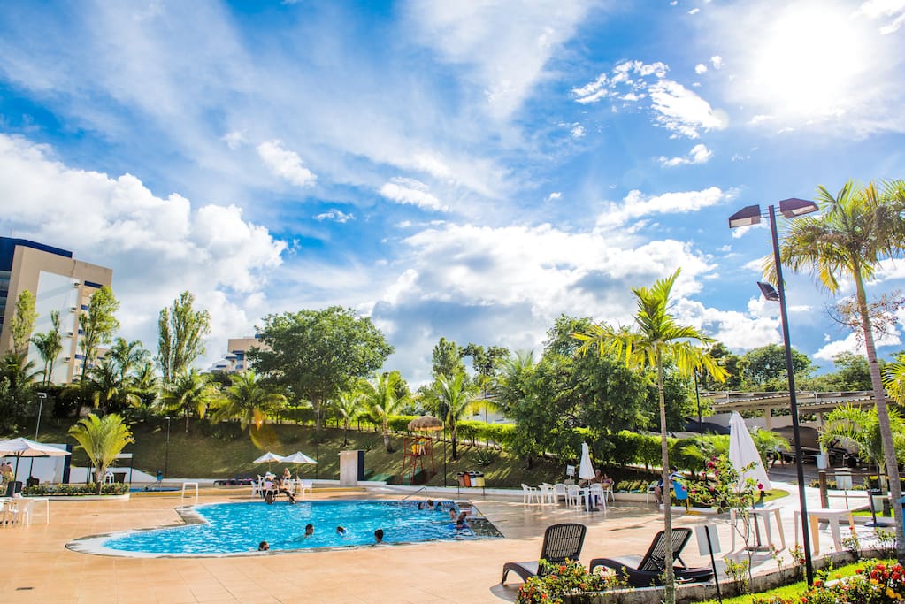 Vista parcial da piscina morna