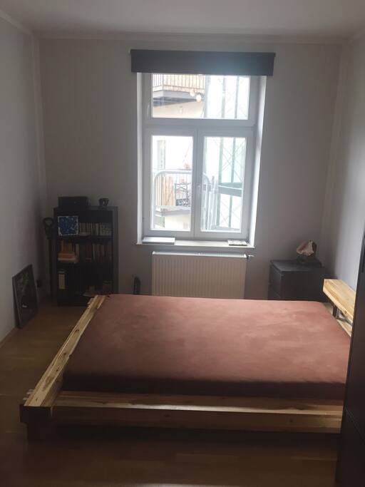 Bed room