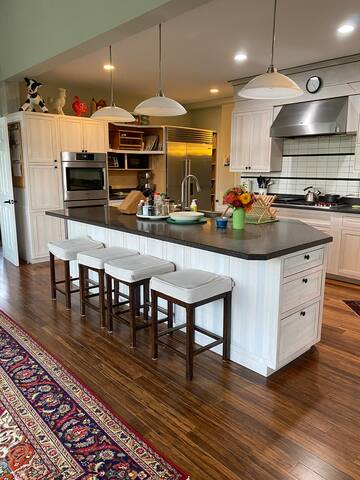 Paradise Found *Walk to Sachuest Beach* gallery image 2