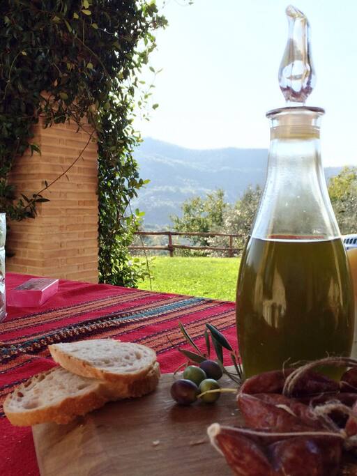 L'oro della Sabina da gustare sul pane franante del forno del paese