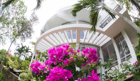 LUXURY PRIVATE VILLA IN THE NATURE gorgeous! Wifi