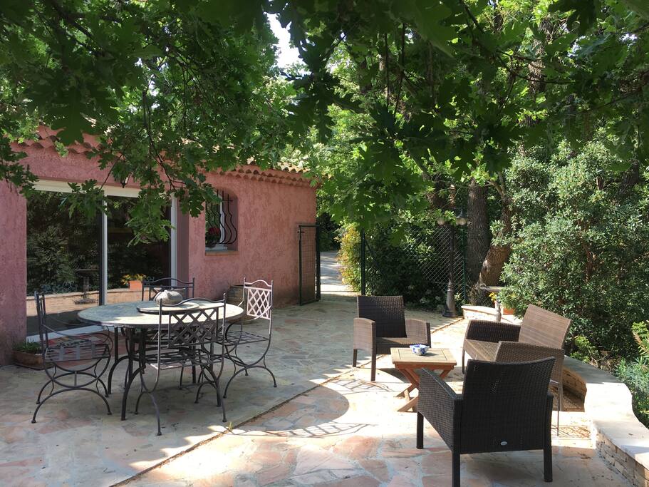 Vous arrivez à votre terrasse privée
