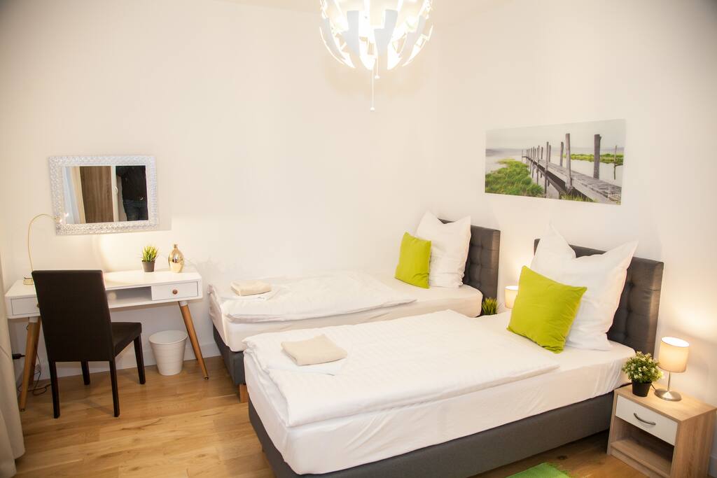 3d bedroom, "Green", beds like 2 single beds.
