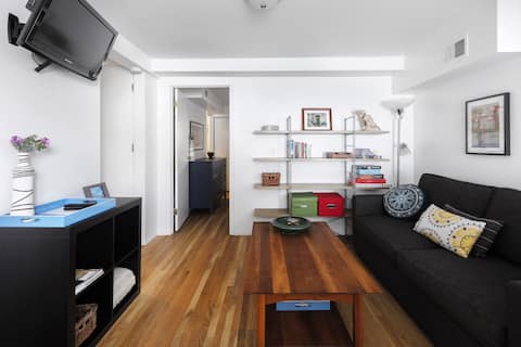 Top performing Airbnb: Private, modern Central Sunset suite in Central Sunset