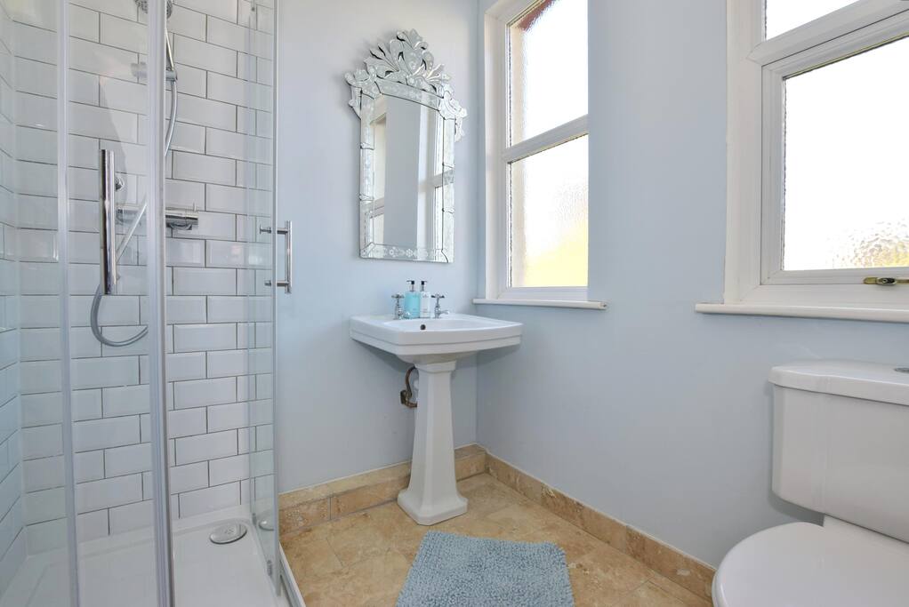 Air BNB Bathroom