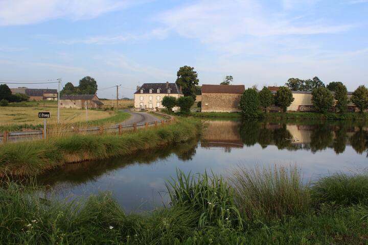LE CHÂTEAU DE L’ÉTANG