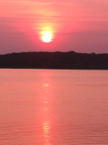 Nauvoo Cottages, Est.  2006, Carriage Cottage