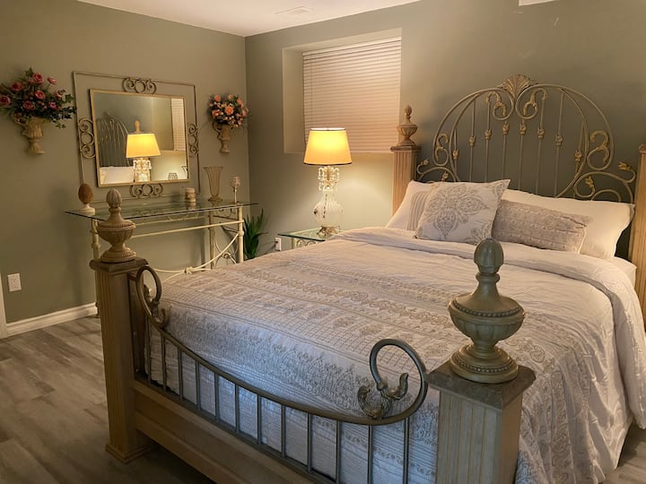 ChathamKent Vacation Rentals & Homes Canada Airbnb